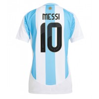 Billiga Argentina Lionel Messi #10 Hemma fotbollskläder Dam Copa America 2024 Kortärmad